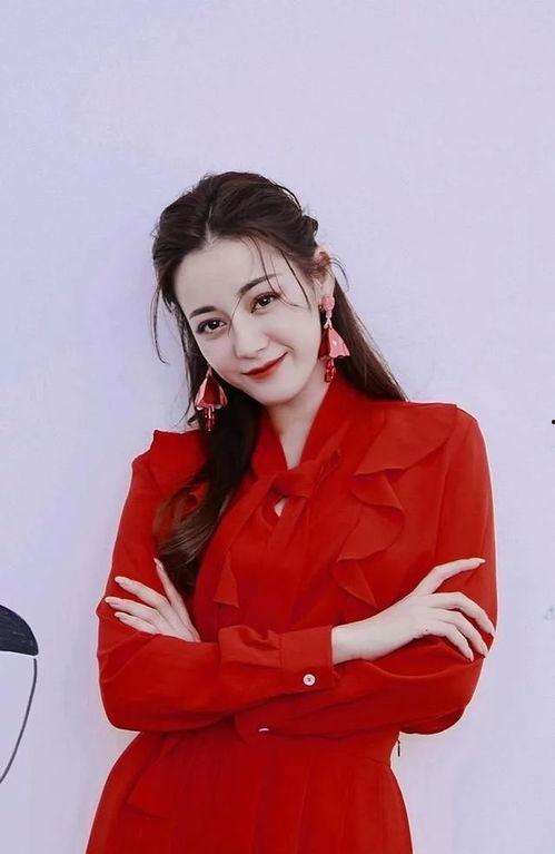 娱乐圈吃瓜文件迪丽热巴,娱乐圈的甜蜜瓜果，揭秘她的星途历程
